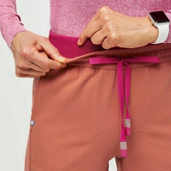 FIGS *LIMITED EDITION* Mari Terracotta Scrub Pants XXL/P - Picture 3 of 8
